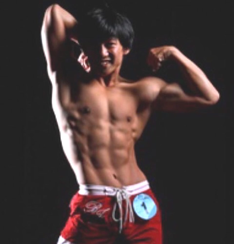 まりもっちー　亮平マッスル